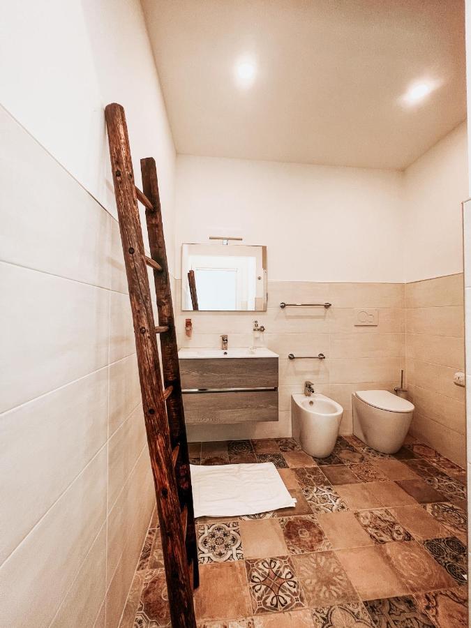 Residence La Pera Bugiarda Венария-Реале Экстерьер фото