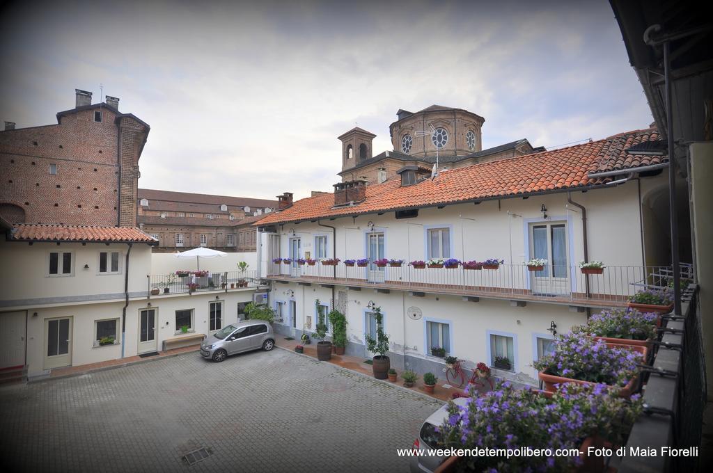 Residence La Pera Bugiarda Венария-Реале Экстерьер фото