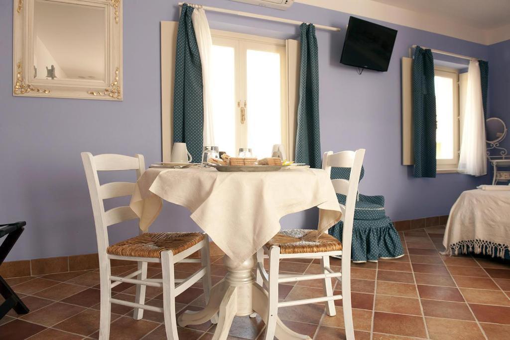 Residence La Pera Bugiarda Венария-Реале Экстерьер фото