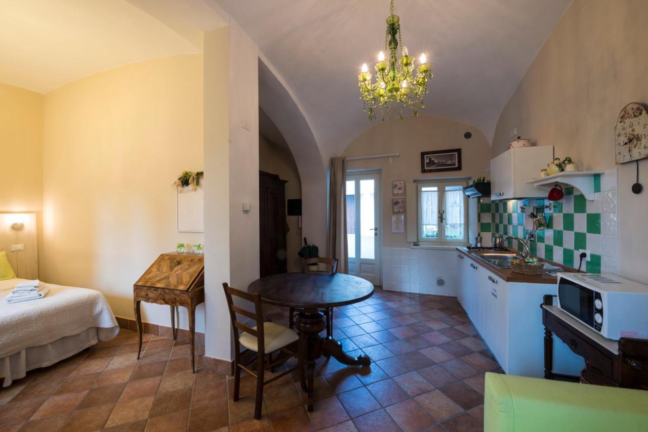 Residence La Pera Bugiarda Венария-Реале Экстерьер фото