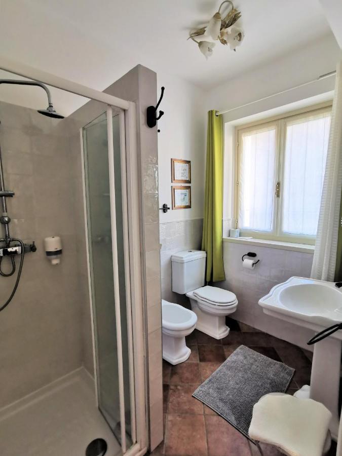 Residence La Pera Bugiarda Венария-Реале Экстерьер фото
